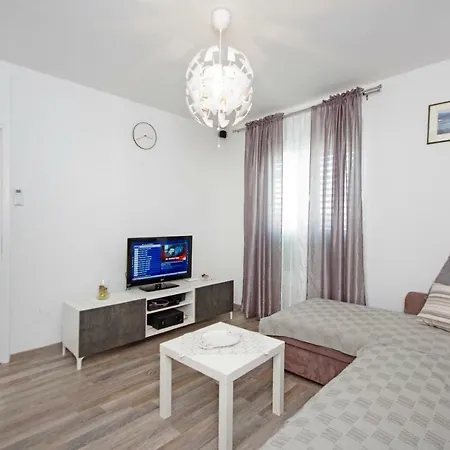 Nugal Apartment *