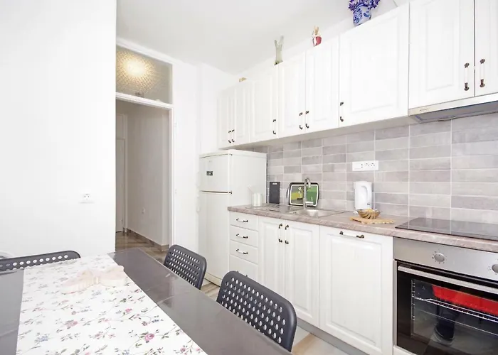 Apartment Nugal Makarska